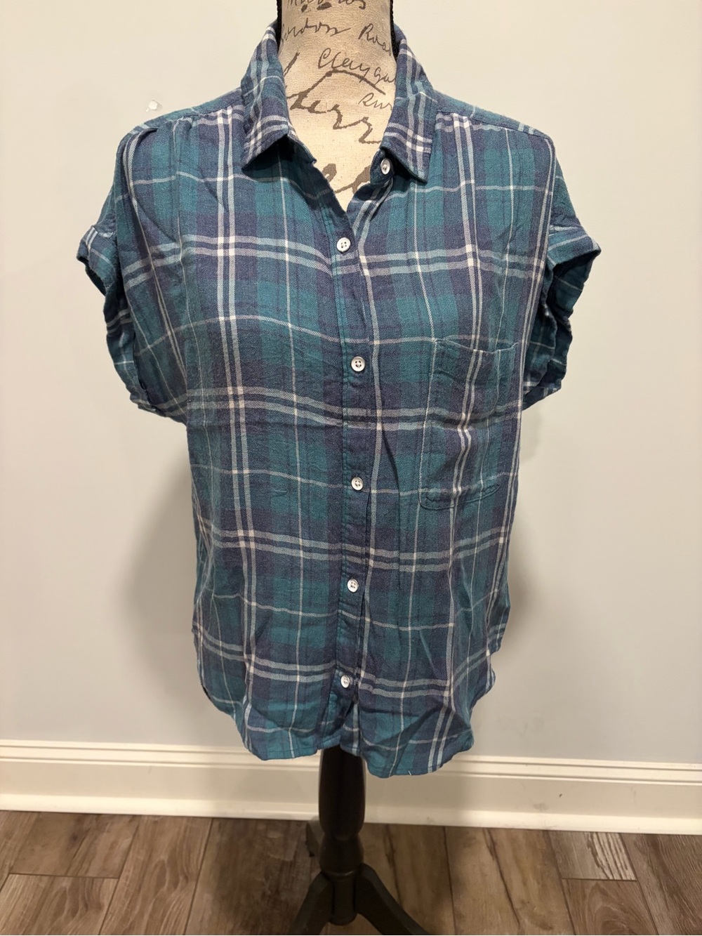 Cloth & Stone Plaid Short Sleeve Flannel Shirt